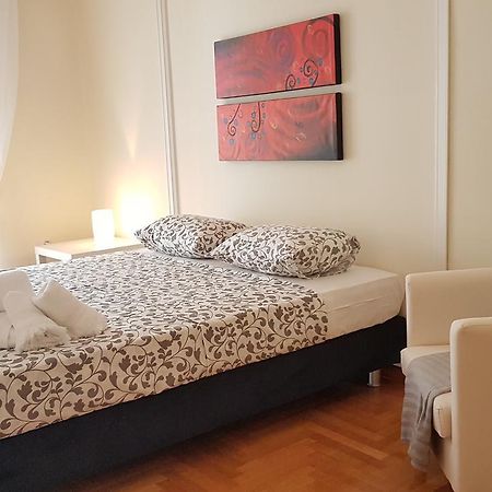 Menta Errathens Apartment - Athens Center, 5 Bd, 2 Bath Esterno foto