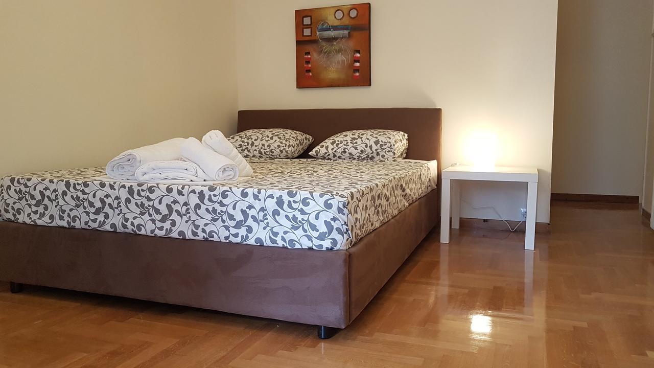 Menta Errathens Apartment - Athens Center, 5 Bd, 2 Bath Esterno foto