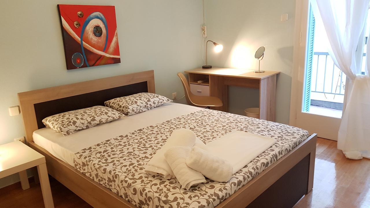 Menta Errathens Apartment - Athens Center, 5 Bd, 2 Bath Esterno foto