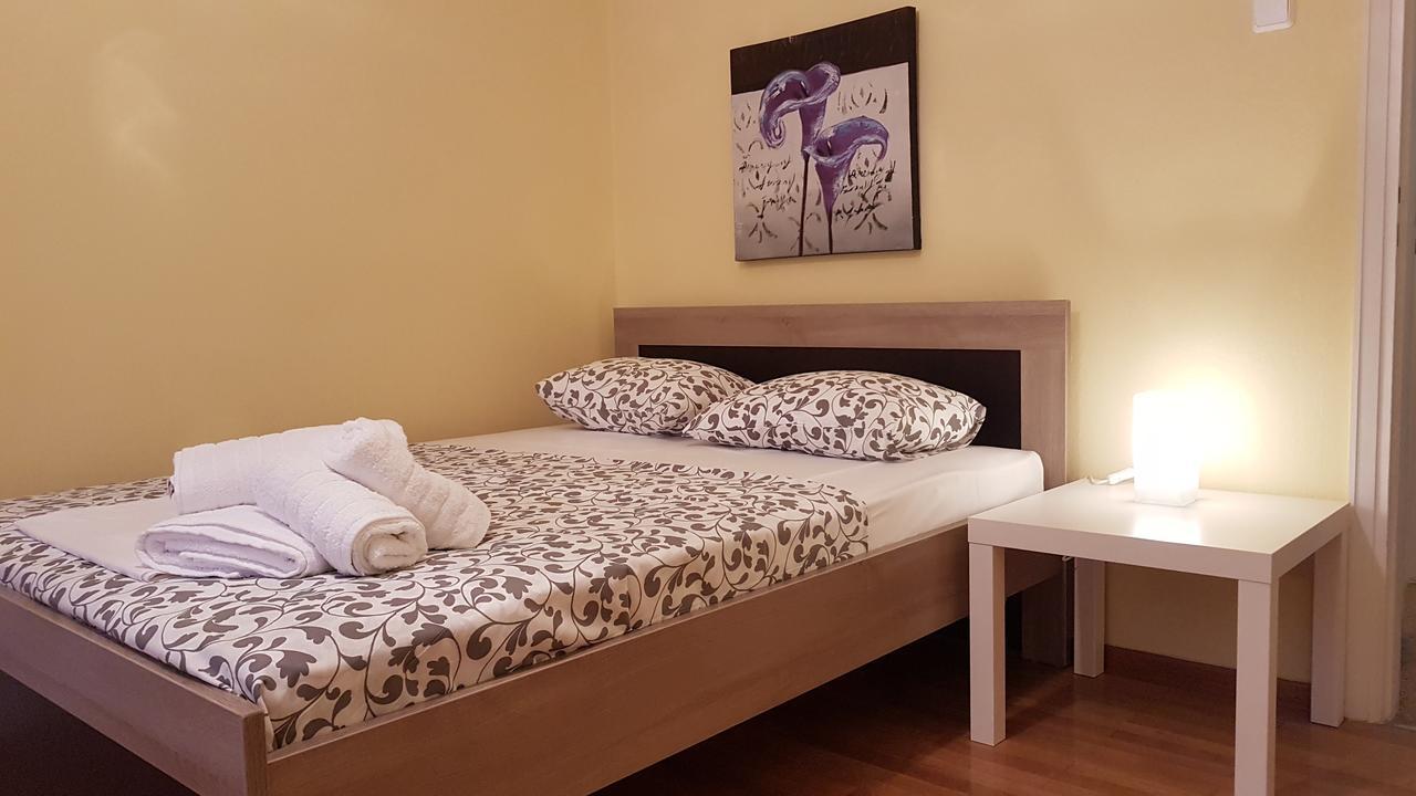 Menta Errathens Apartment - Athens Center, 5 Bd, 2 Bath Esterno foto